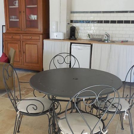 Domaine De Rochegude Villa Avignon Room photo